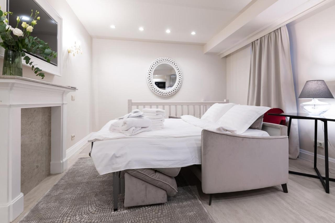 Hotel Meltzer Apartments Талин Екстериор снимка