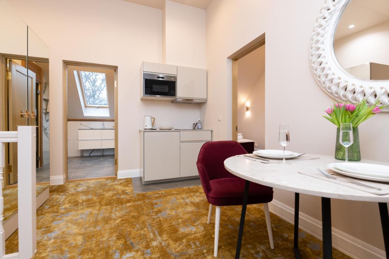 Hotel Meltzer Apartments Талин Екстериор снимка